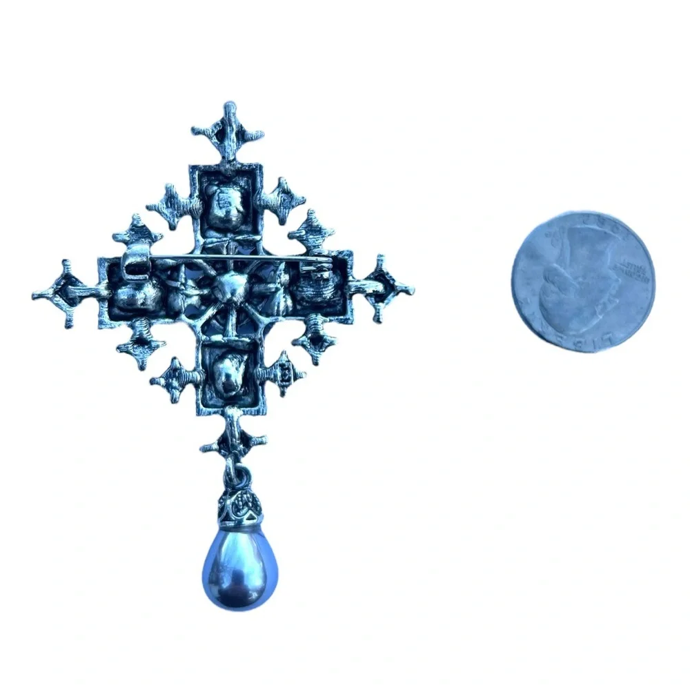 New Maltese Cross Charcoal Silver Pearl Vintage Inspired Brooch